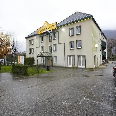 Premiere Classe Grenoble Nord - فندق
