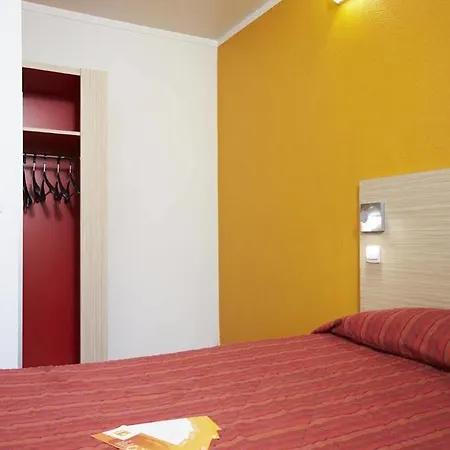 Premiere Classe Grenoble Nord - Hotel 2*