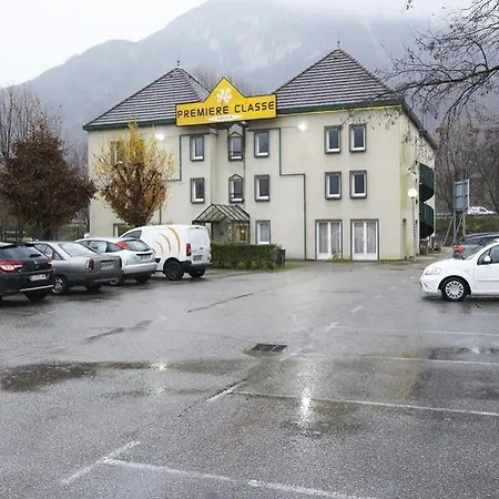 Premiere Classe Grenoble Nord - Hotel
